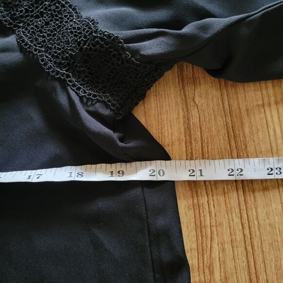 Old Navy Top Shirt Womens Medium Black Lace Detail Balloon Sleeve Office Neutral - Picture 7 of 11